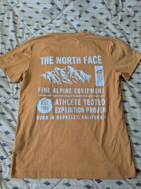 The North Face Men’s Short Sleeve Graphic Tee